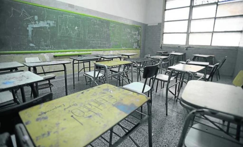 Licencias docentes: se paga por tres, se educa por dos