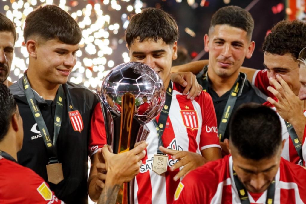 Estudiantes campeón.- El sueño del pibe: Joaquín Tobio Burgos y un 2024 inolvidable