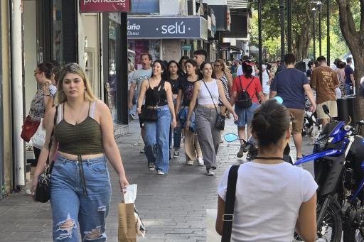 Las compras de último momento movieron los centros comerciales