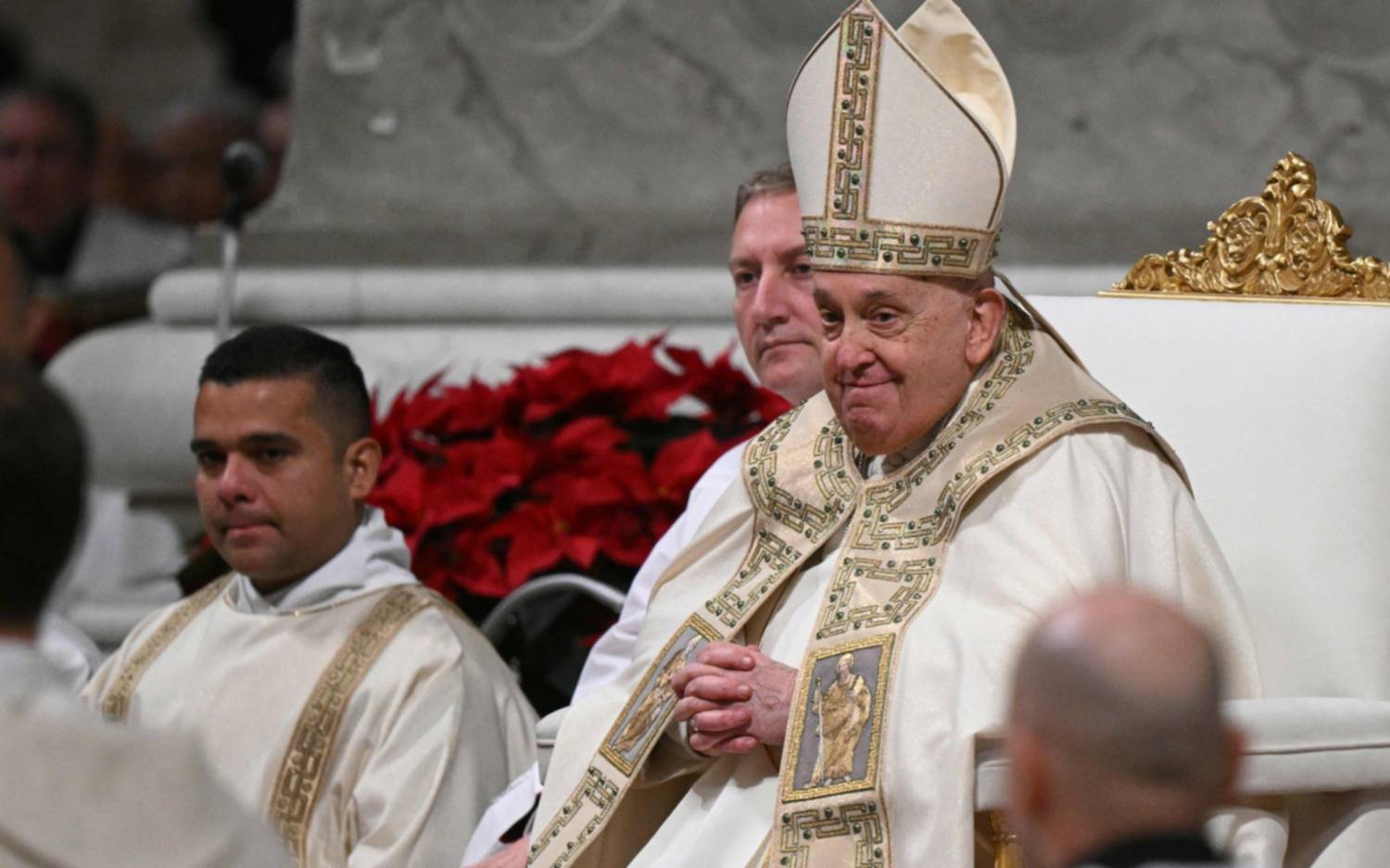 El mensaje navideño de Francisco durante la inauguración del "año santo" en Roma 