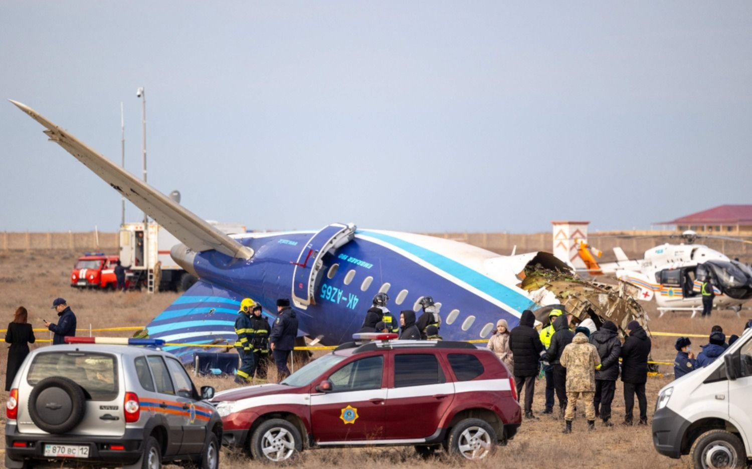 Se estrelló un avión en Kazajistán: hay al menos 30 sobrevivientes