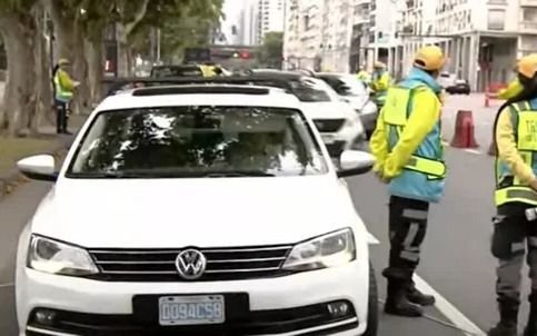Dos diplomáticos rusos se atrincheraron y no quisieron someterse al test de alcoholemia