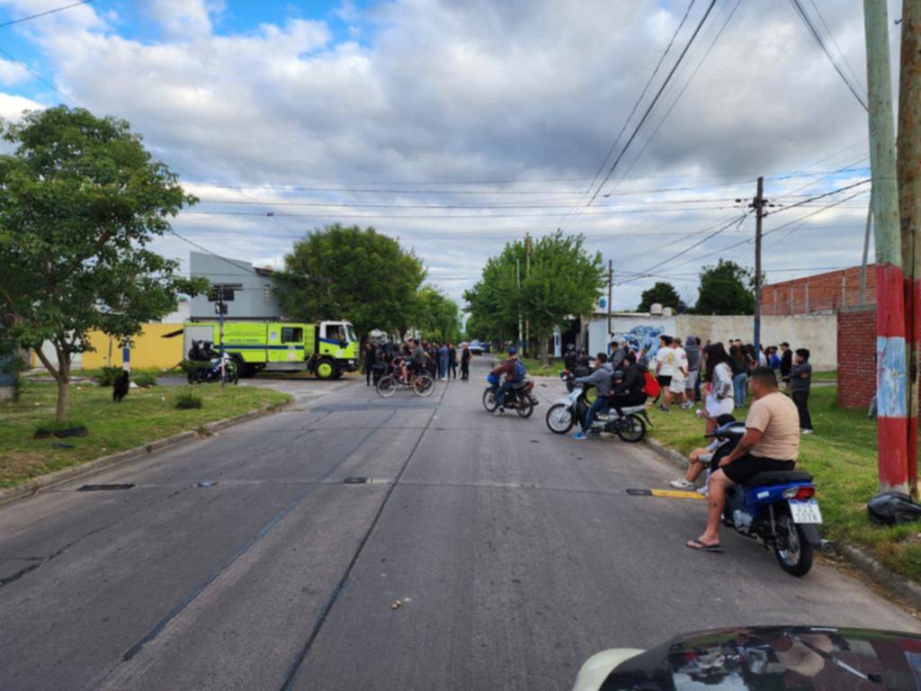 “Arde” Ringuelet: horas de violencia por un accidente fatal