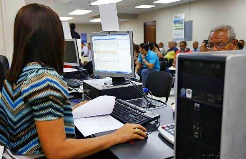 Hay alerta porque vencen 50 mil contratos estatales