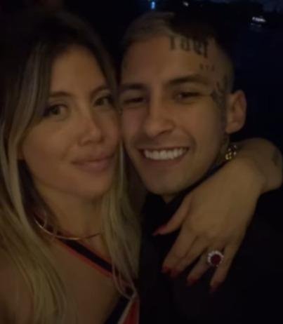 “Te amo, mi amor”: el primer festejo de L-Gante y Wanda