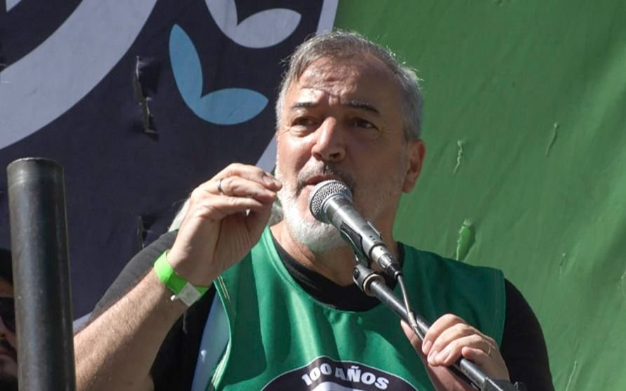 La amenaza del líder de ATE: "2025 tiene que ser el año en que le robemos la motosierra y le cortemos la cabeza a ellos"