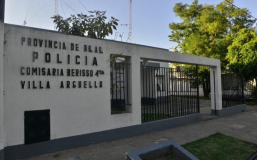 En La Plata, nueve policías fueron condenados tras un feroz procedimiento en una comisaría de Berisso