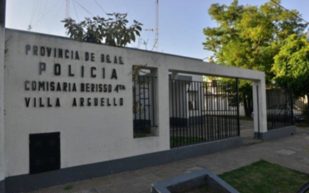 Condenan a 9 policías de la Región por abusos y ultrajes durante una requisa
