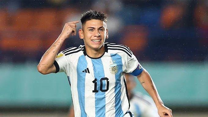 Echeverri tiene el okey del City para ir al Sub 20