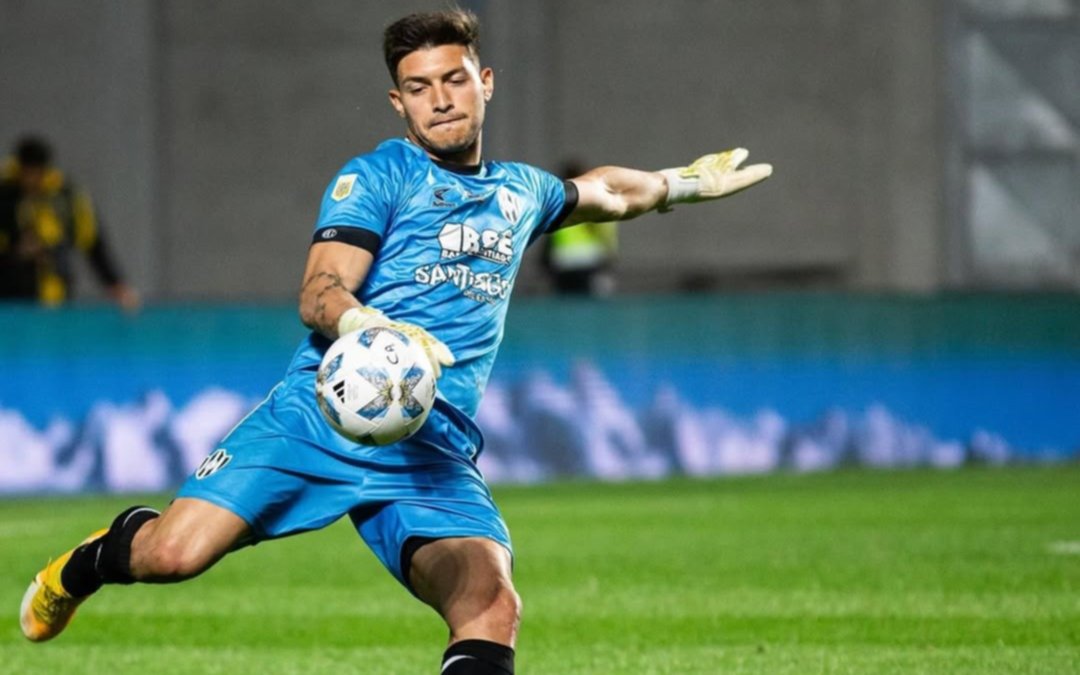 Gimnasia le acercó la oferta al arquero Luis Ingolotti y espera su respuesta