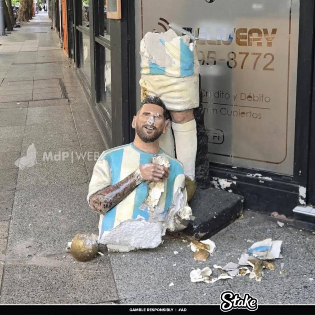 Destrozan una estatua de Messi en Mar del Plata