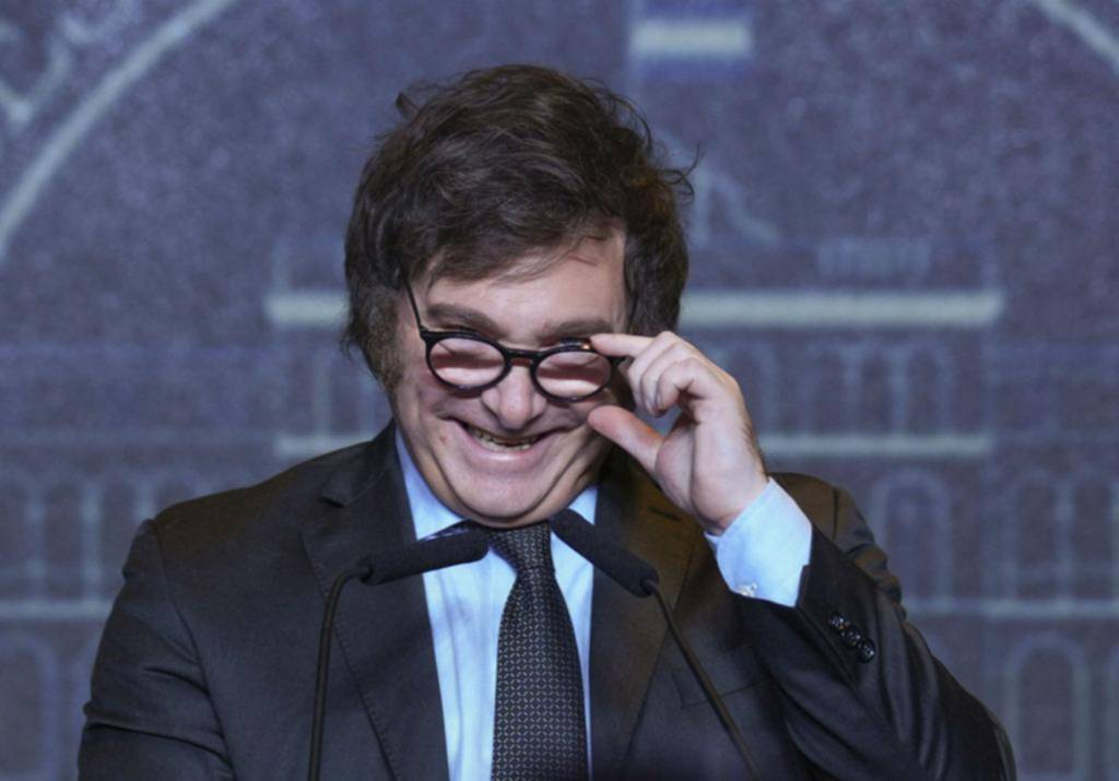 “3 a 0”: Milei vs. Tapia Otro ataque al mandamás del fútbol