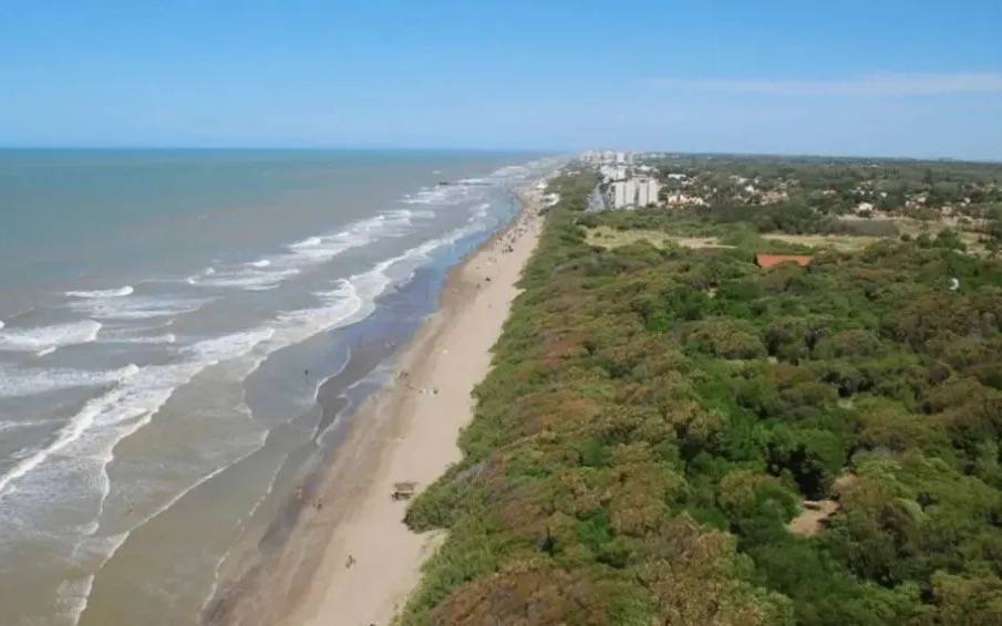 Costa Atlántica: pronostican un verano con temperaturas superiores al promedio