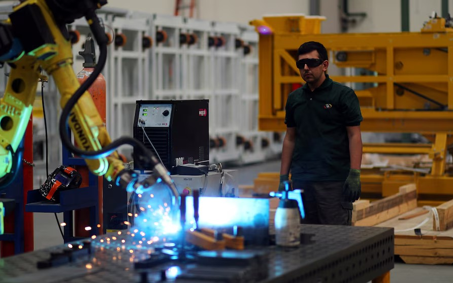 Industriales de Buenos Aires alertan por la caída del empleo metalúrgico