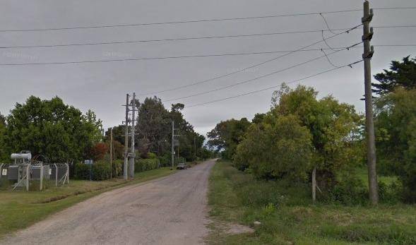 Quedó varado esperando la grúa y lo asaltaron