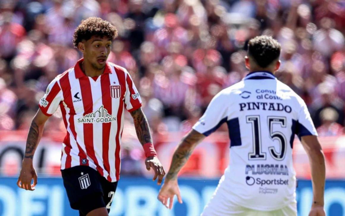 Las dudas de Fernando Zaniratto y Eduardo Domínguez para jugar el clásico platense: los que tienen chances y los que no