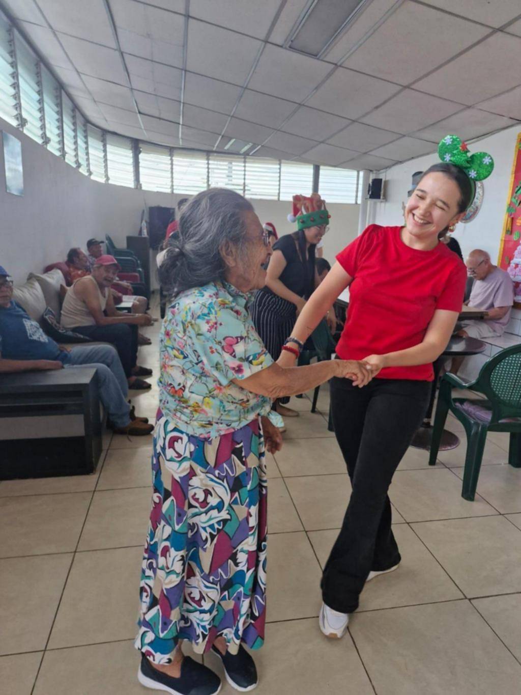 La tarea solidaria convoca: los jóvenes, de la política al voluntariado