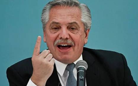 ¡Cuando el río suena...!: Alberto Fernández habría vuelto a apostar al amor y se habla de nueva novia