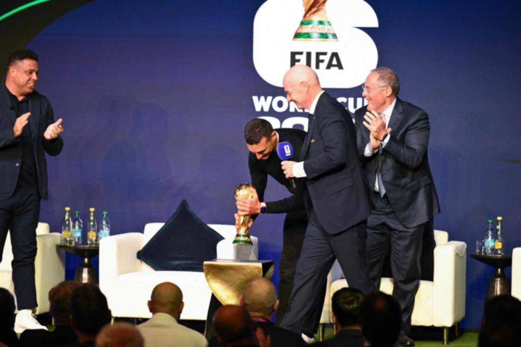 FIFA le pidió disculpas a Scaloni por el papelón