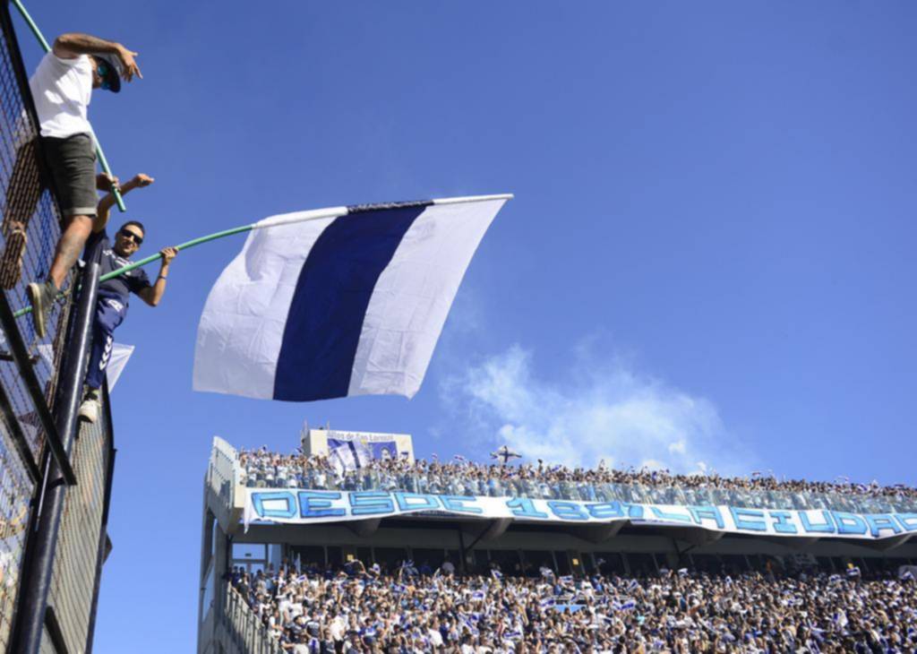 El estadio abrirá sus puertas a partir de las 13