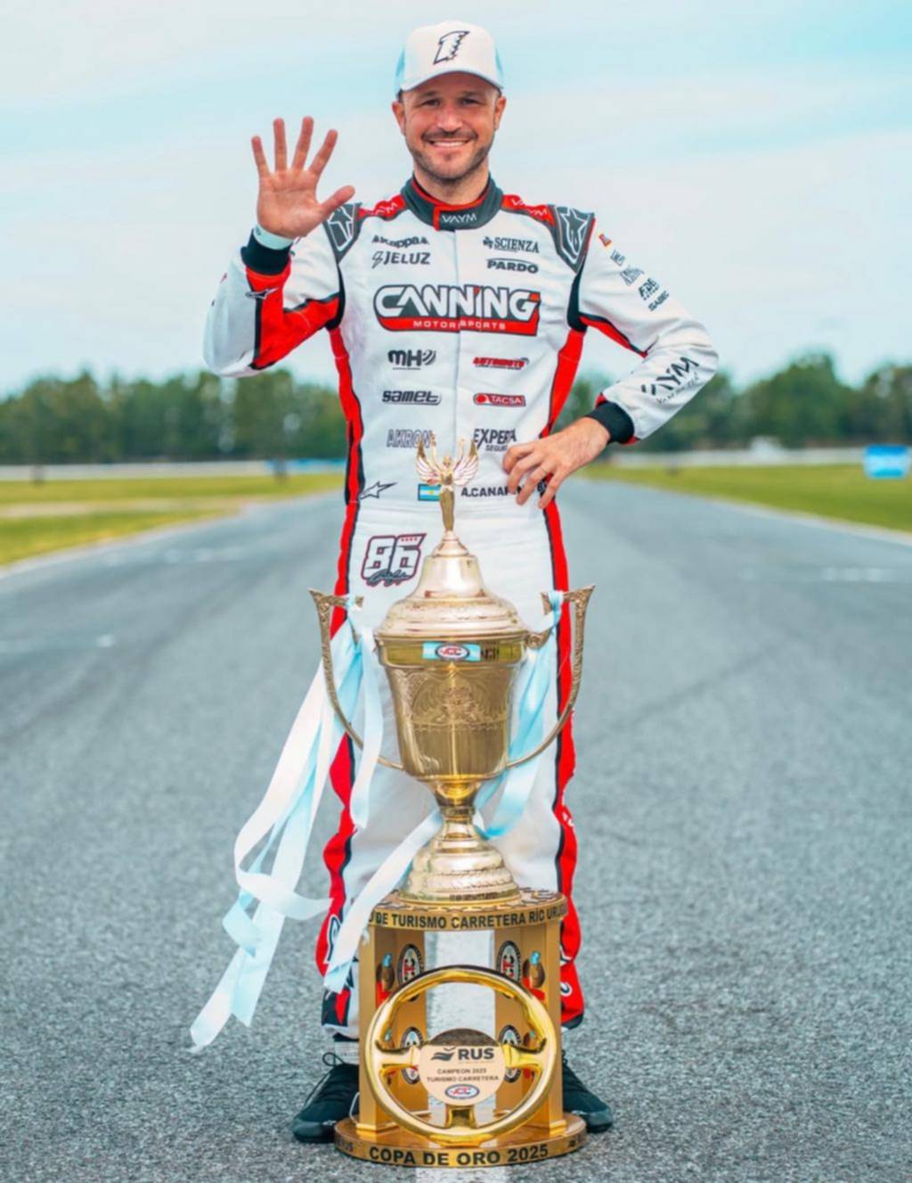 Canapino, el Quíntuple, decoró la conquista con otra victoria magistral