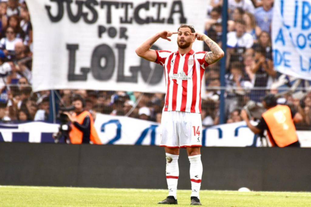 El León set another undefeated record in the playoffs