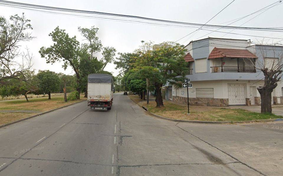 Madrugada de terror en La Plata: maniatan a una mujer y a su sobrino