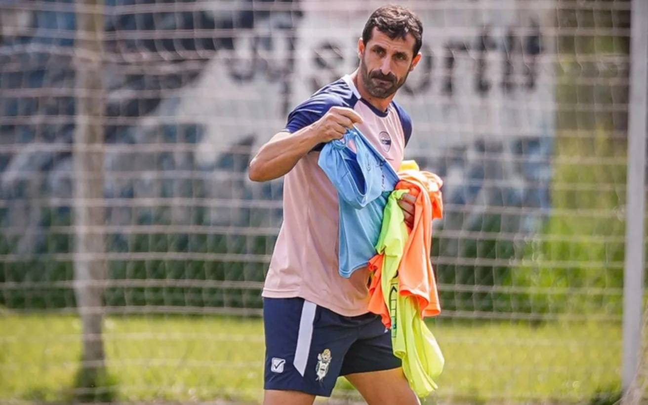 Cumbre en Gimnasia por la continuidad del DT: los detalles del primer encuentro entre Zaniratto y la dirigencia