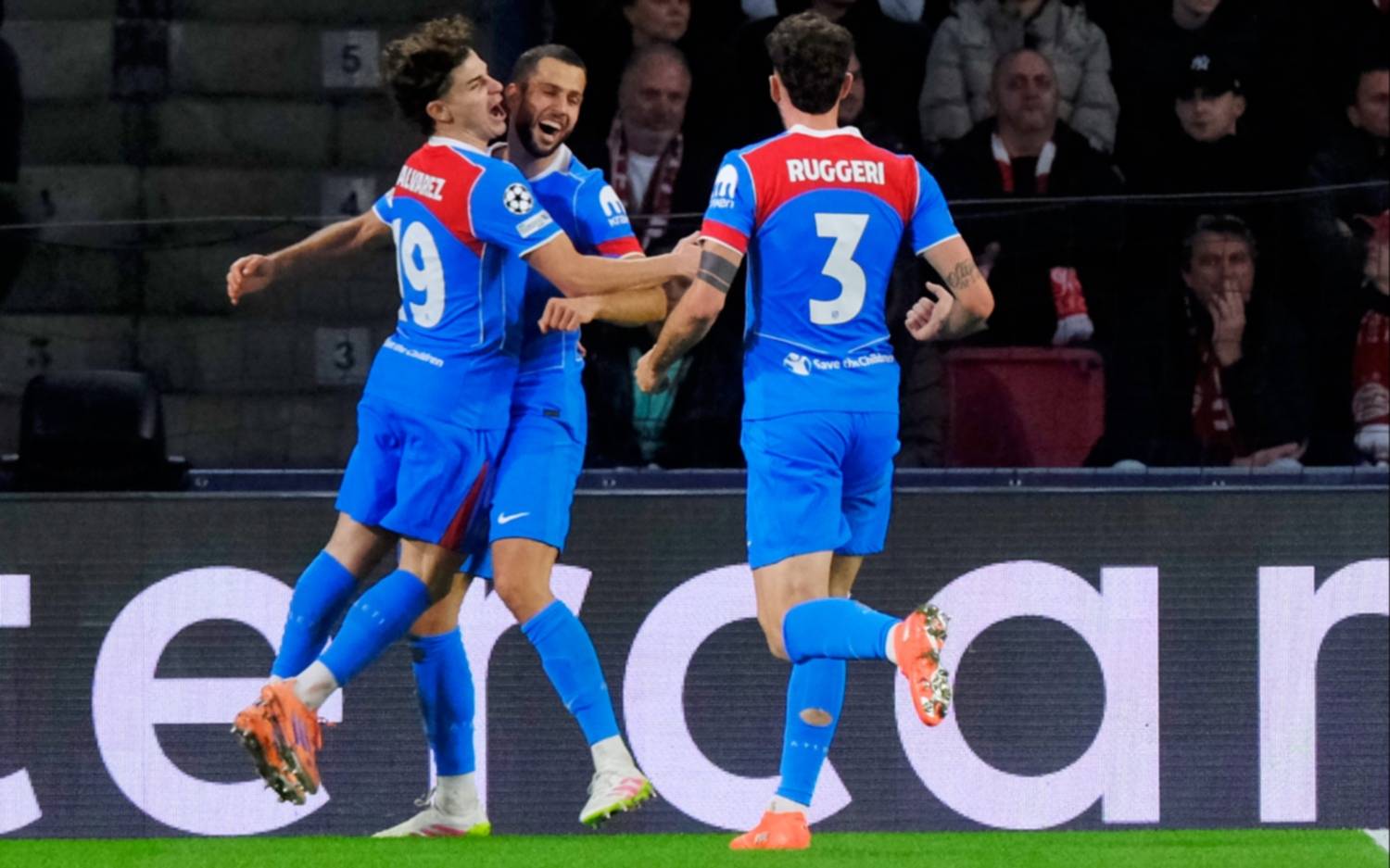 Con gol de Julián Álvarez, Atlético de Madrid se impuso ante el PSV por 3 a 2 en la Champions League