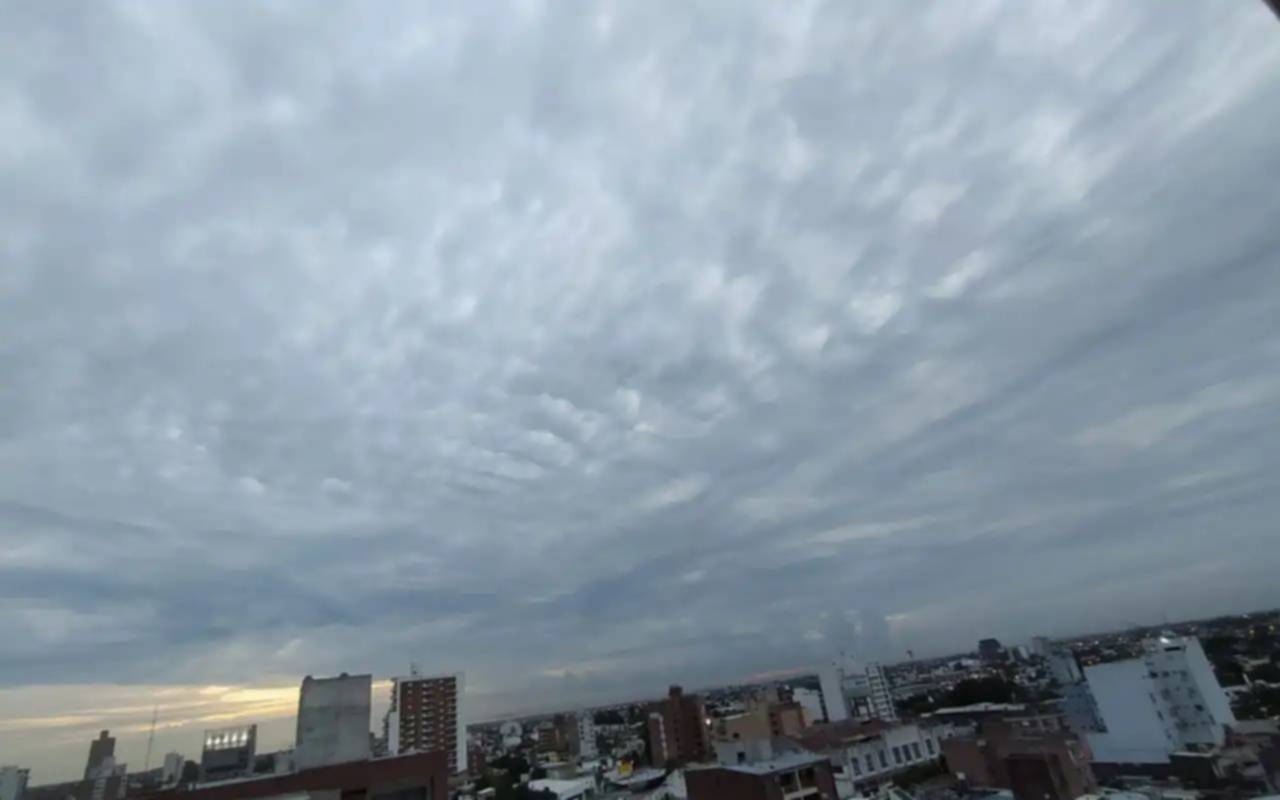 Jornada calurosa con fuertes tormentas a la noche