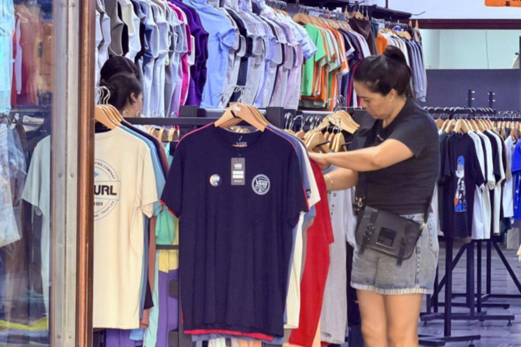 Presión al comercial local: el avance chino sin freno en la ropa