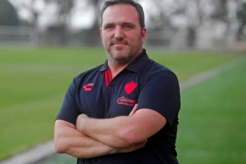 Presentan a Brunati como director deportivo