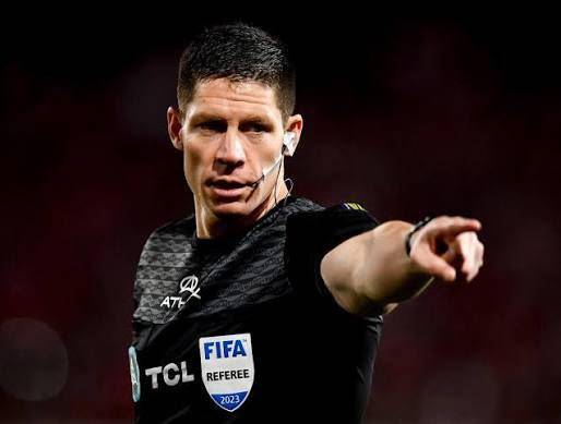 En Racing se quejan de la designación de Ramírez