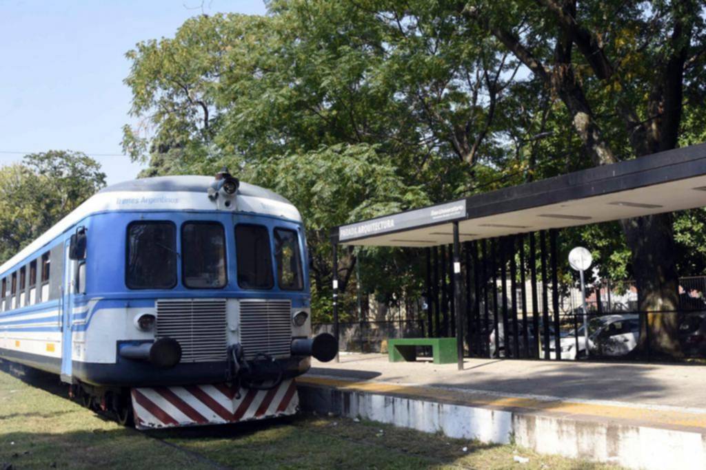 El Tren Universitario viaja por la Ciudad a un cuarto de su capacidad