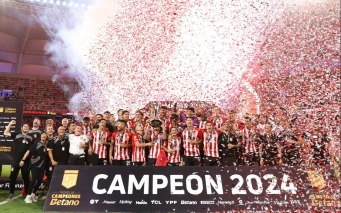 Estudiantes levantó otro título en el Madre de Ciudades