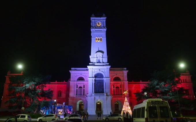 "Un enorme logro nacional": las felicitaciones de Julio Alak y el Palacio Municipal albirrojo tras la consagración de Estudiantes