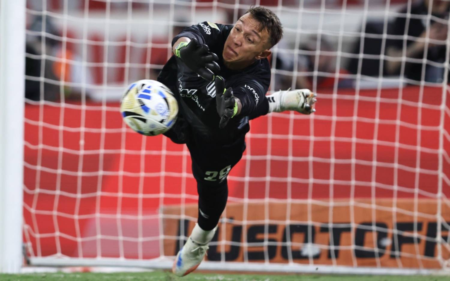 Fernando Muslera, el héroe de la noche: "Estudiantes sabe de imposibles"