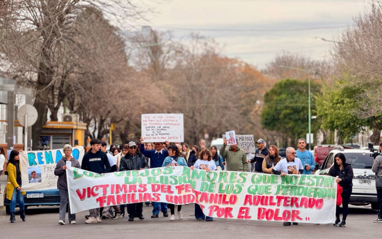 Se movilizan en La Plata familiares de las víctimas por fentanilo adulterado