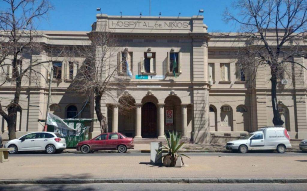 Reclamo por insumos e higiene en el Ludovica