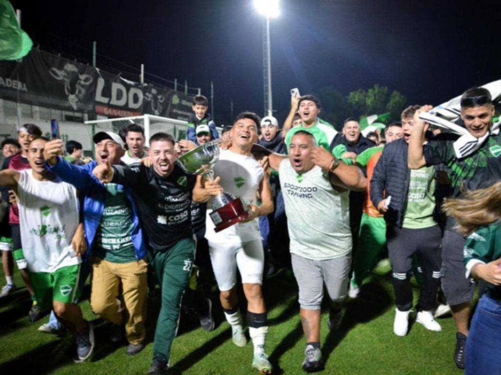 Almirón se convirtió en el nuevo DT de Central