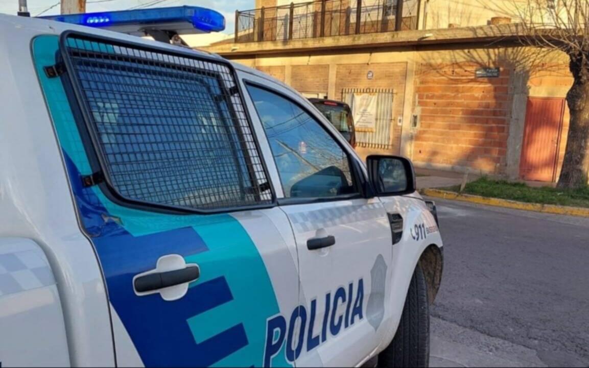 Una vecina de 93 años fue víctima de un brutal asalto en Ringuelet: buscan a una pareja