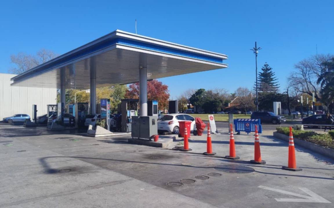 Estaciones de servicio cerrarán en Navidad y Año Nuevo: en qué horario no se podrá cargar combustible
