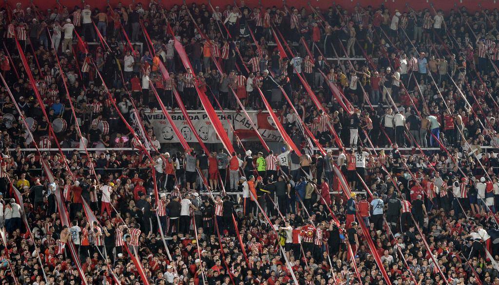 Los hinchas de Estudiantes preparan otra gran movilización: así sigue la venta de entradas