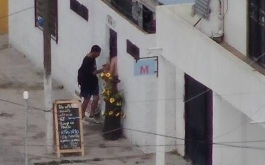 Allanamiento en Don Bosco: desarticulan punto de venta de drogas y detienen a dos hombres