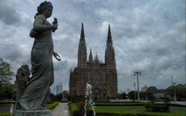Sábado inestable en La Plata: lluvias al mediodía y mejoras hacia la noche
