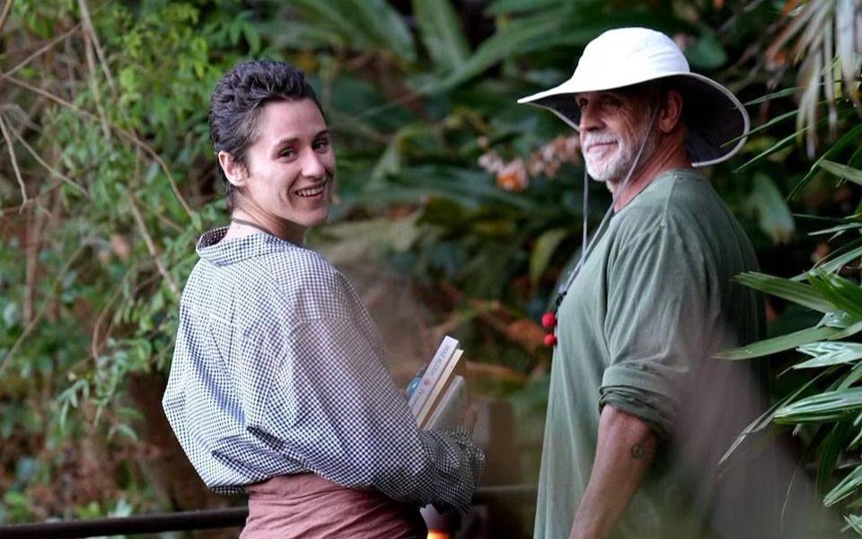 Naturaleza, amor y sonrisas: las fotos de las vacaciones de Christian Petersen antes de su internación de urgencia