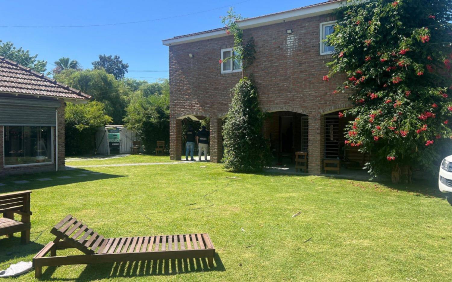 Allanamientos en La Plata y Punta Lara: secuestran gran cantidad de pastillas, varias con la cara de Chuky