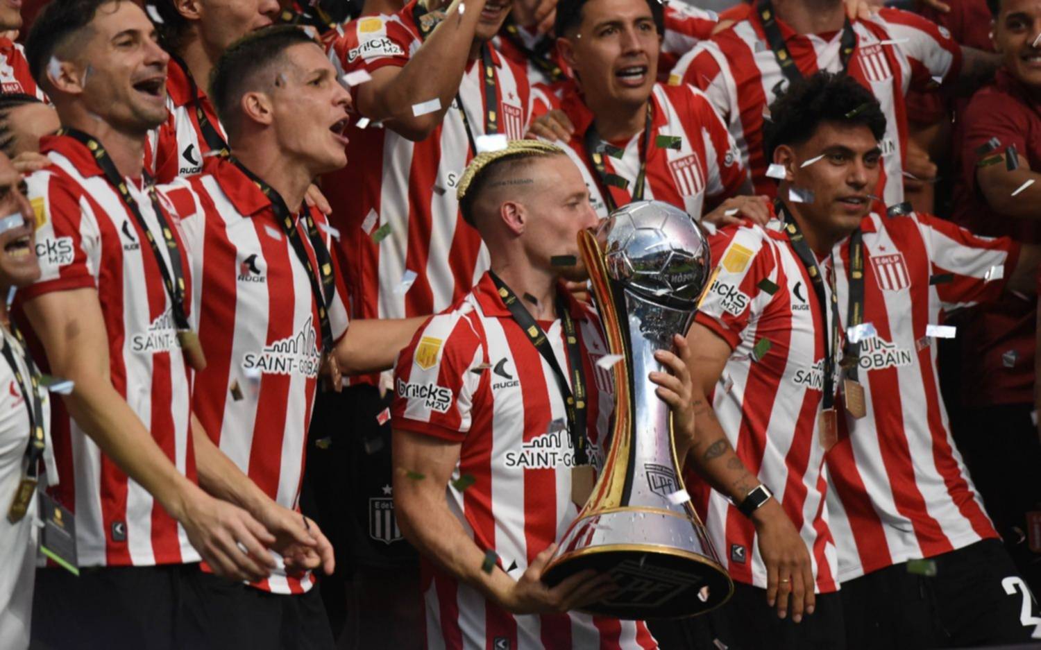 Obtuvo la estrella 16: Estudiantes volvió a hacer historia