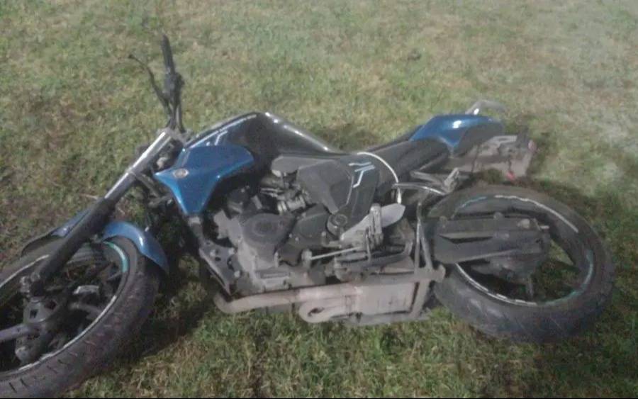 Un motociclista pelea por su vida tras un fuerte accidente en la Ruta 36