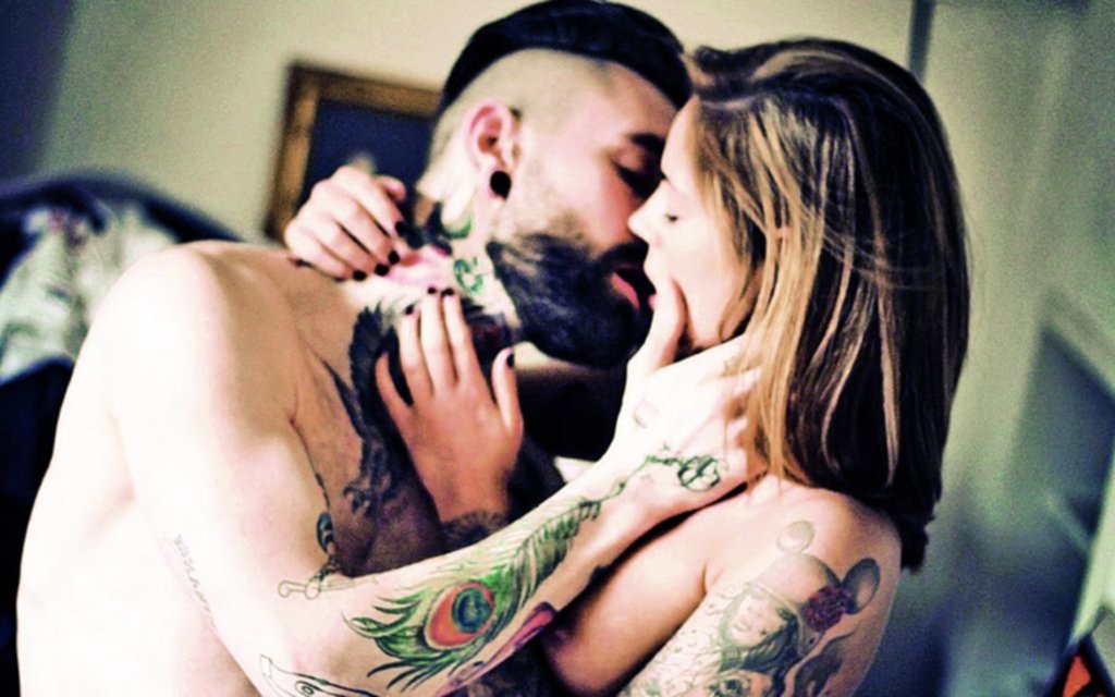 ¿Son los tatuajes un factor decisivo para la conquista sexual?